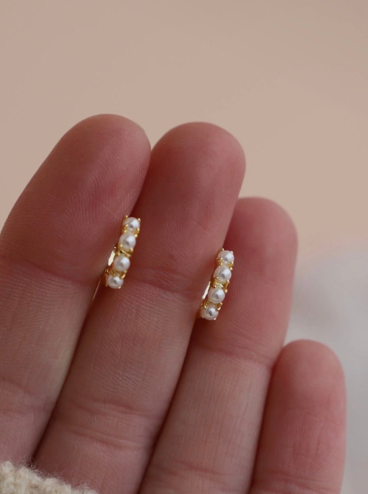 Mini Pearl Hoops - Flea Boutiques