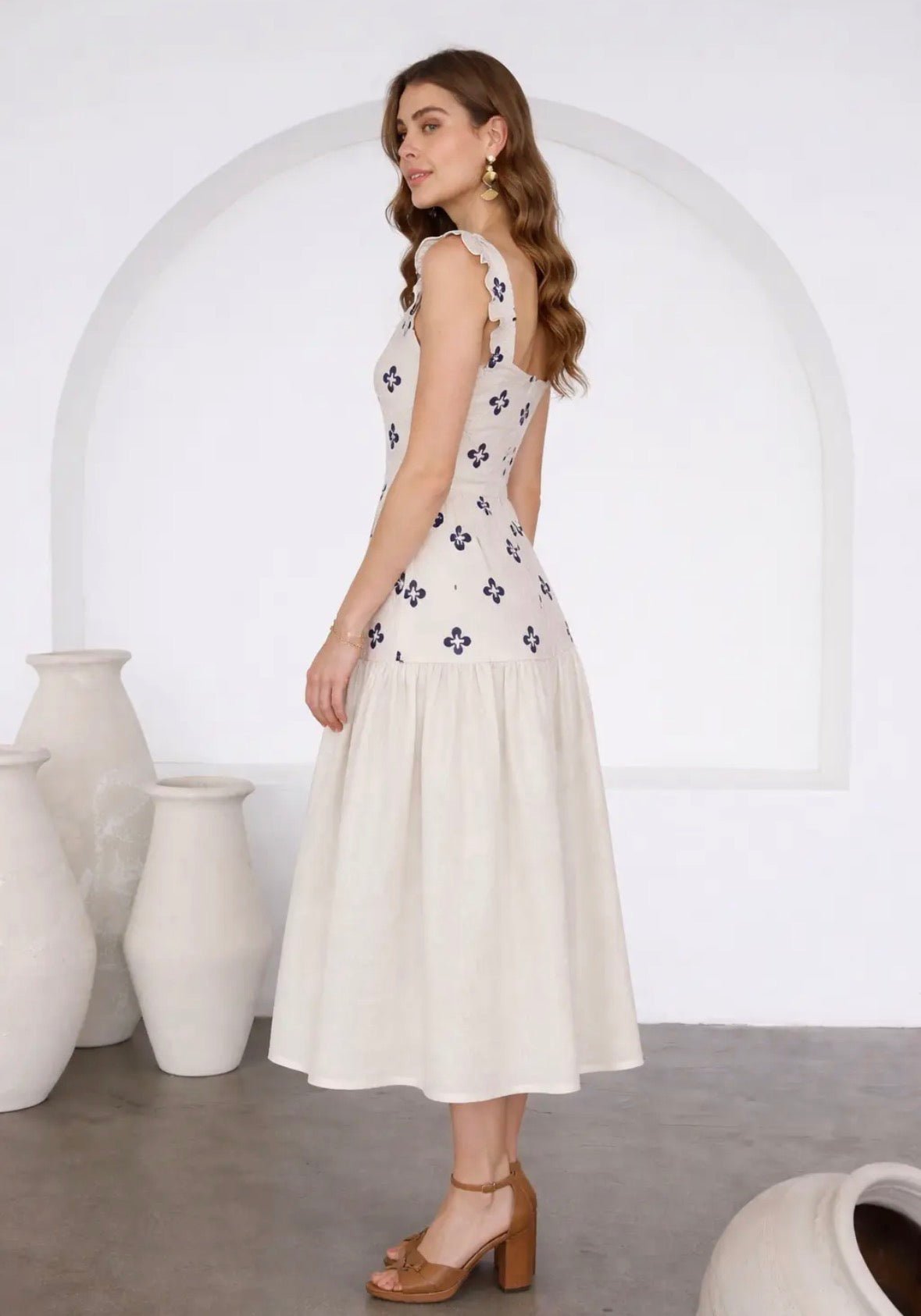 Moon River Flora Tile Strap Ruffle Sleeve Midi Dress - Flea Boutiques