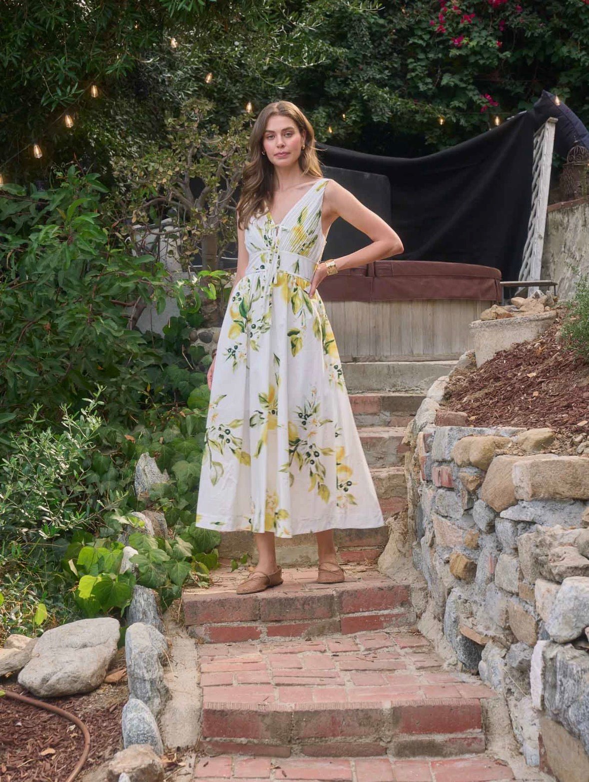Moon River Floral V Neck Pleated Tie Midi Dress - Flea Boutiques
