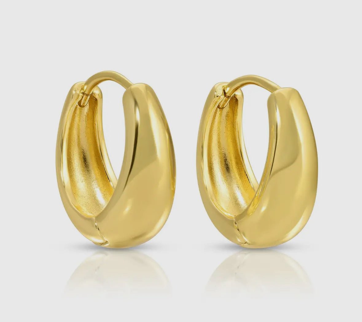 Narrow To Wide Huggies - Flea Boutiques