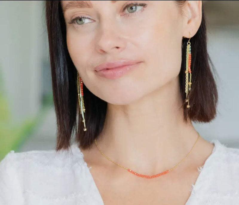 Necklace w Row of Small Crystals - Flea Boutiques