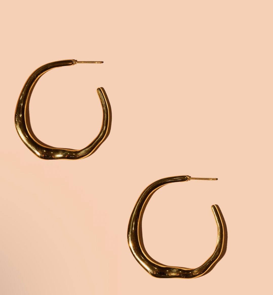 Oliver Hoops - Flea Boutiques