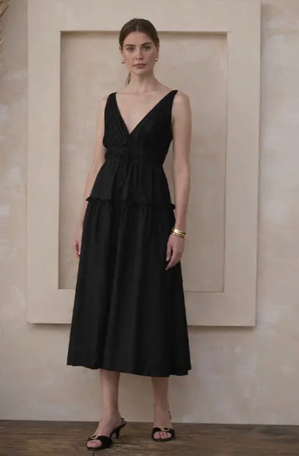 Pleated V Neck Front Tie Slvless Midi - Flea Boutiques