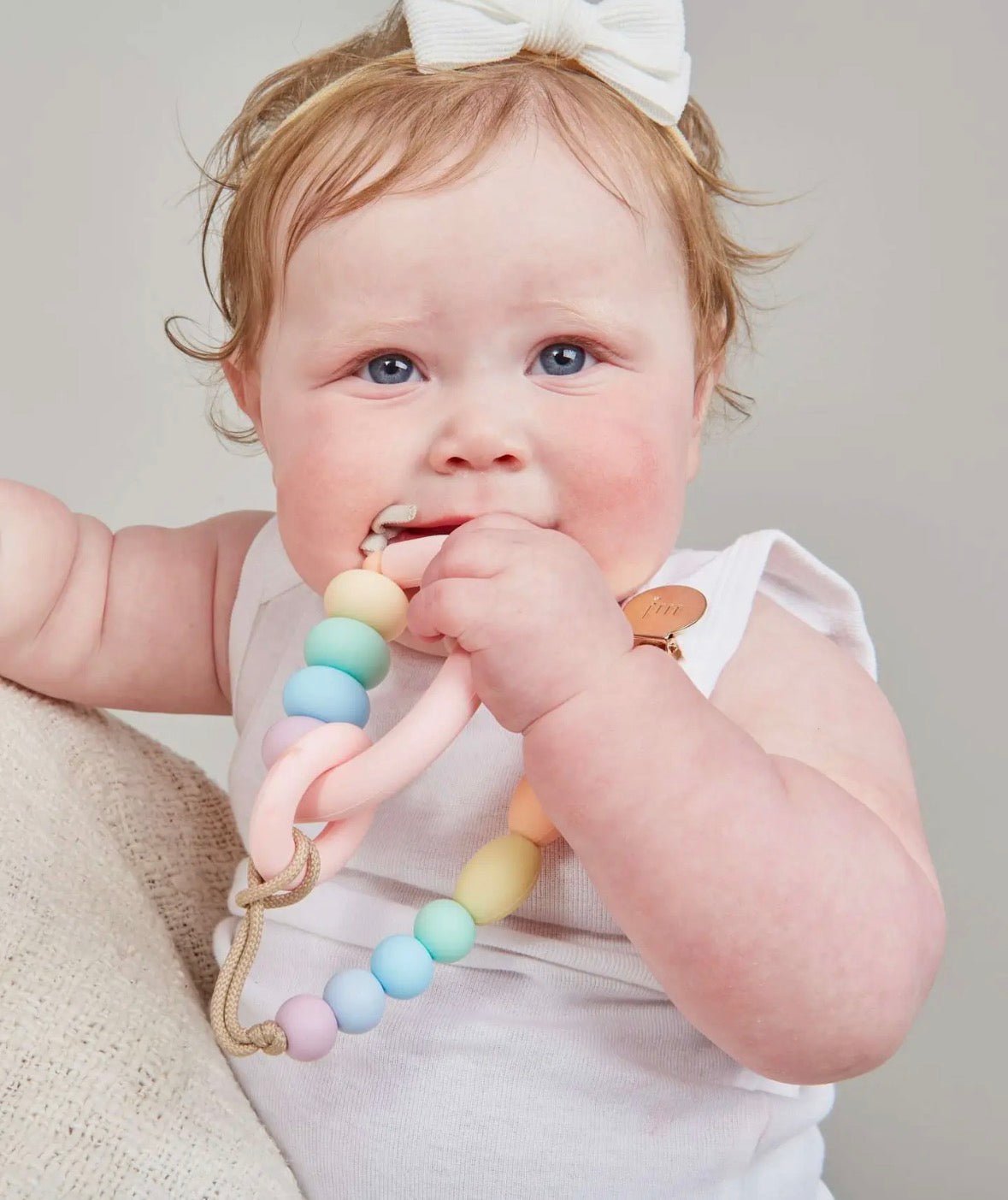 Rainbow Arch Ring Teether - Flea Boutiques
