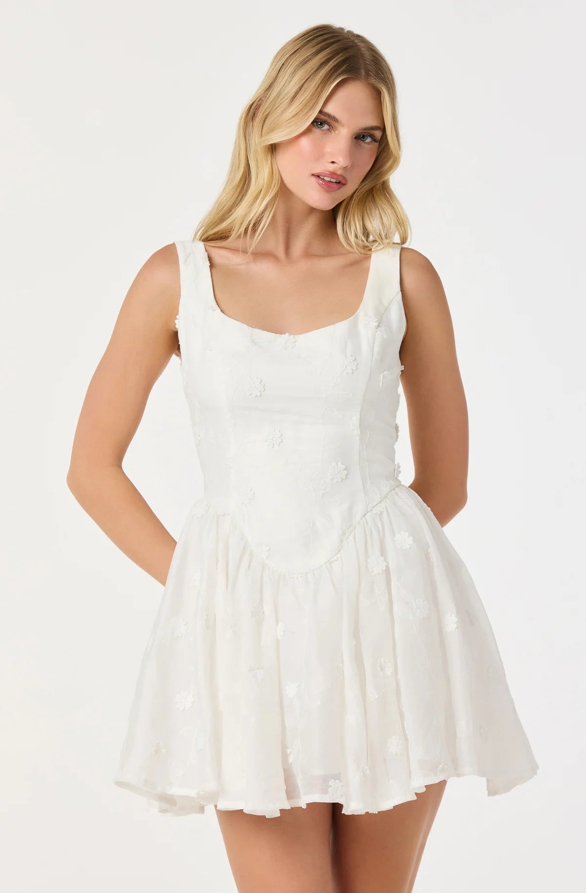 Reina Dress - Flea Boutiques