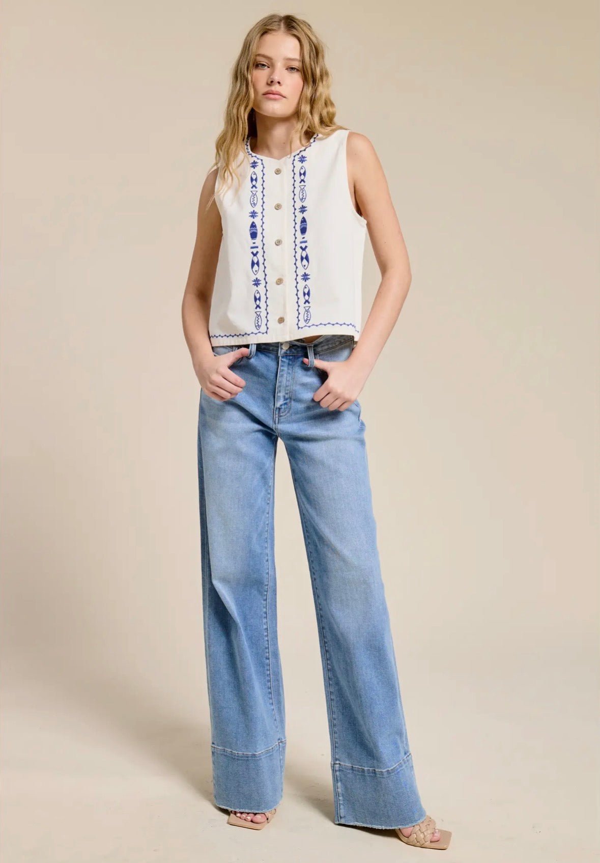Sea Garden Embroidery Top - Flea Boutiques