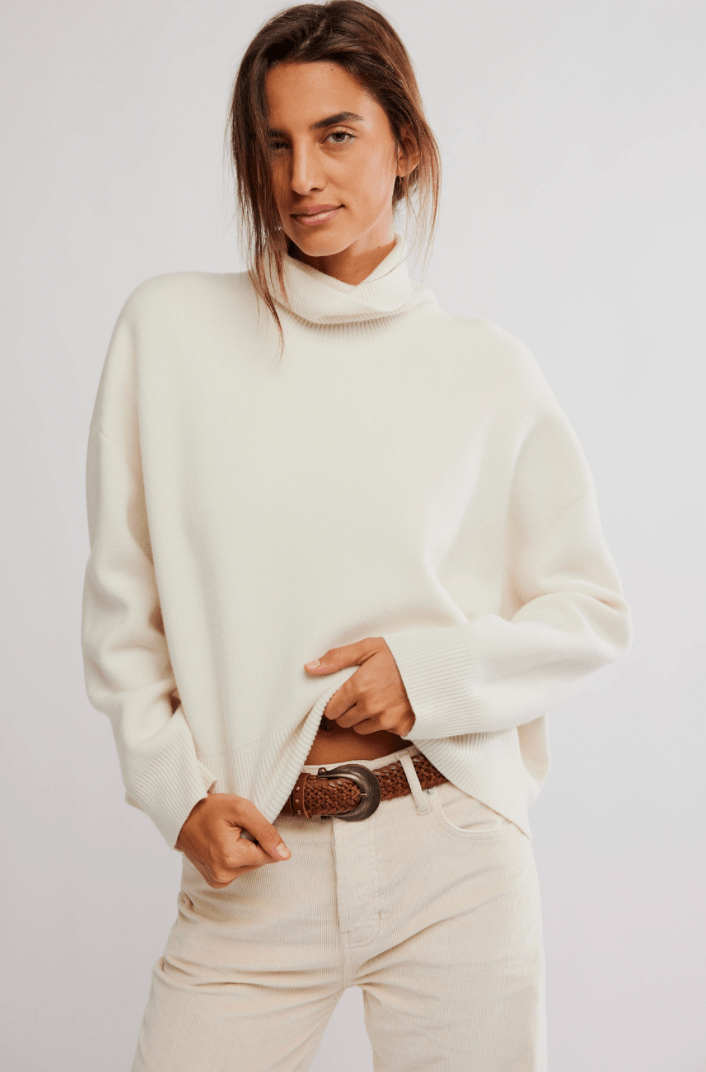 Sigma Turtleneck - Flea Boutiques