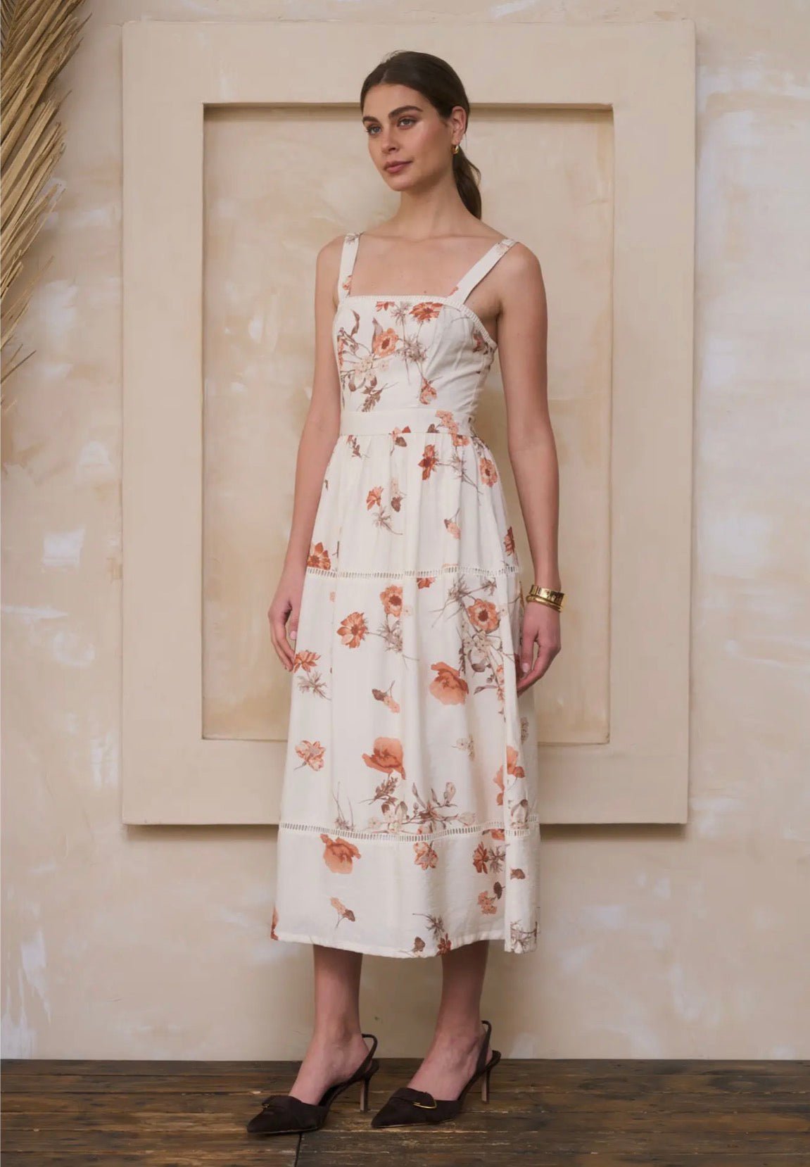 Sleelevess Square Neck Midi - Flea Boutiques