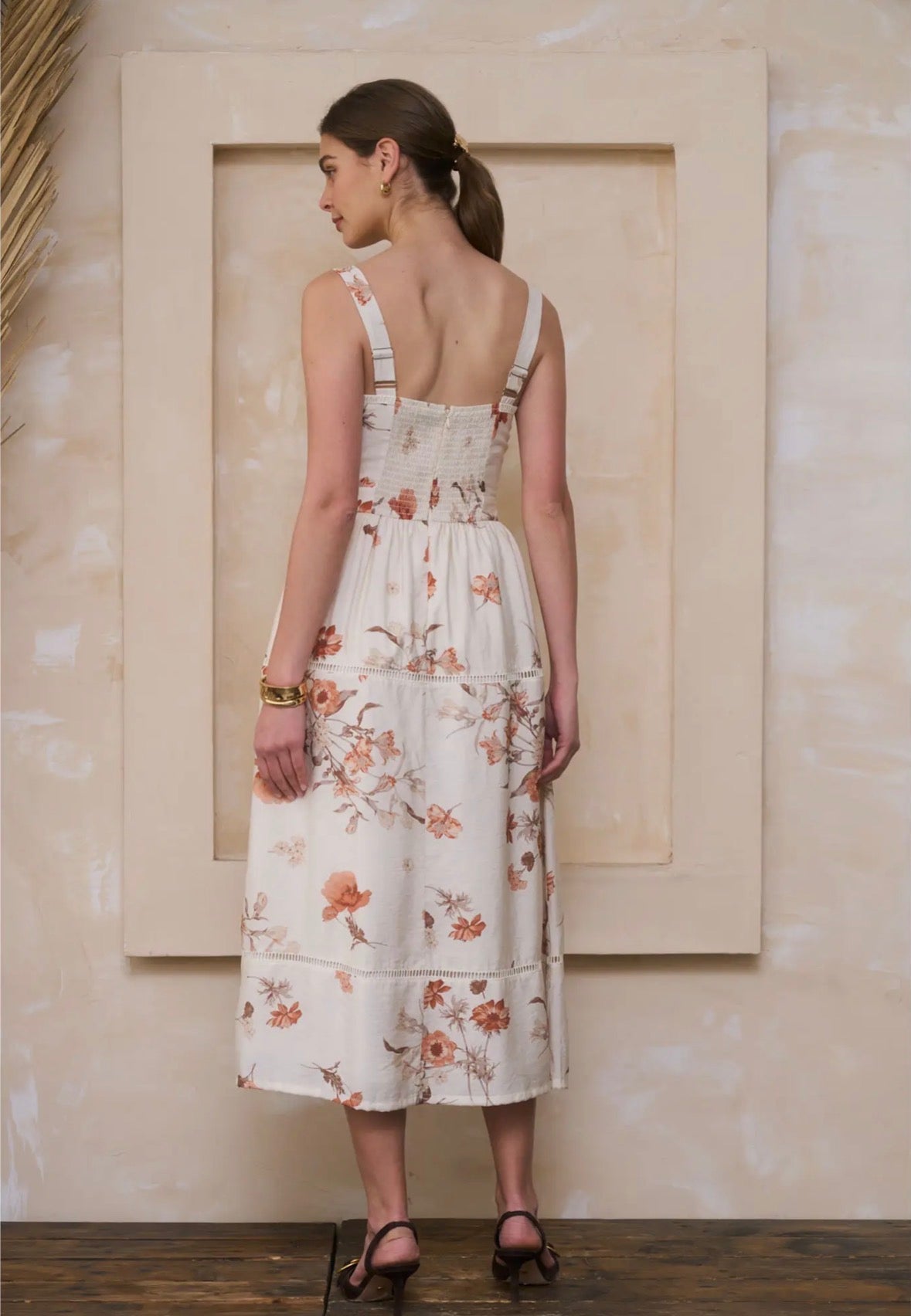 Sleelevess Square Neck Midi - Flea Boutiques