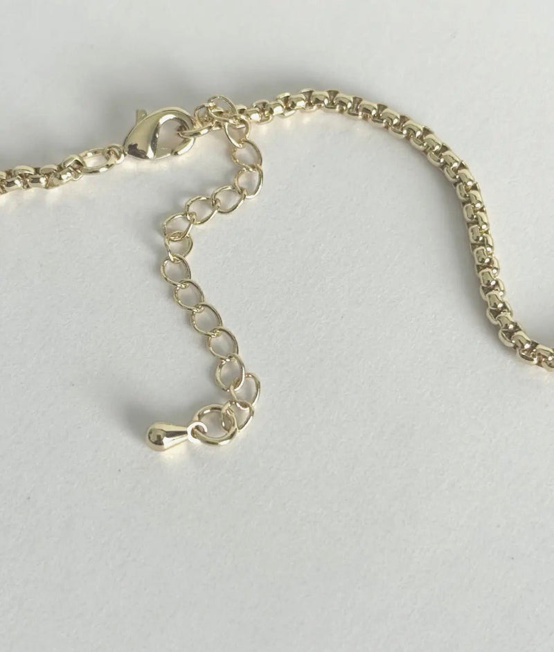 Sloan Pear Bezel Necklace - Flea Boutiques