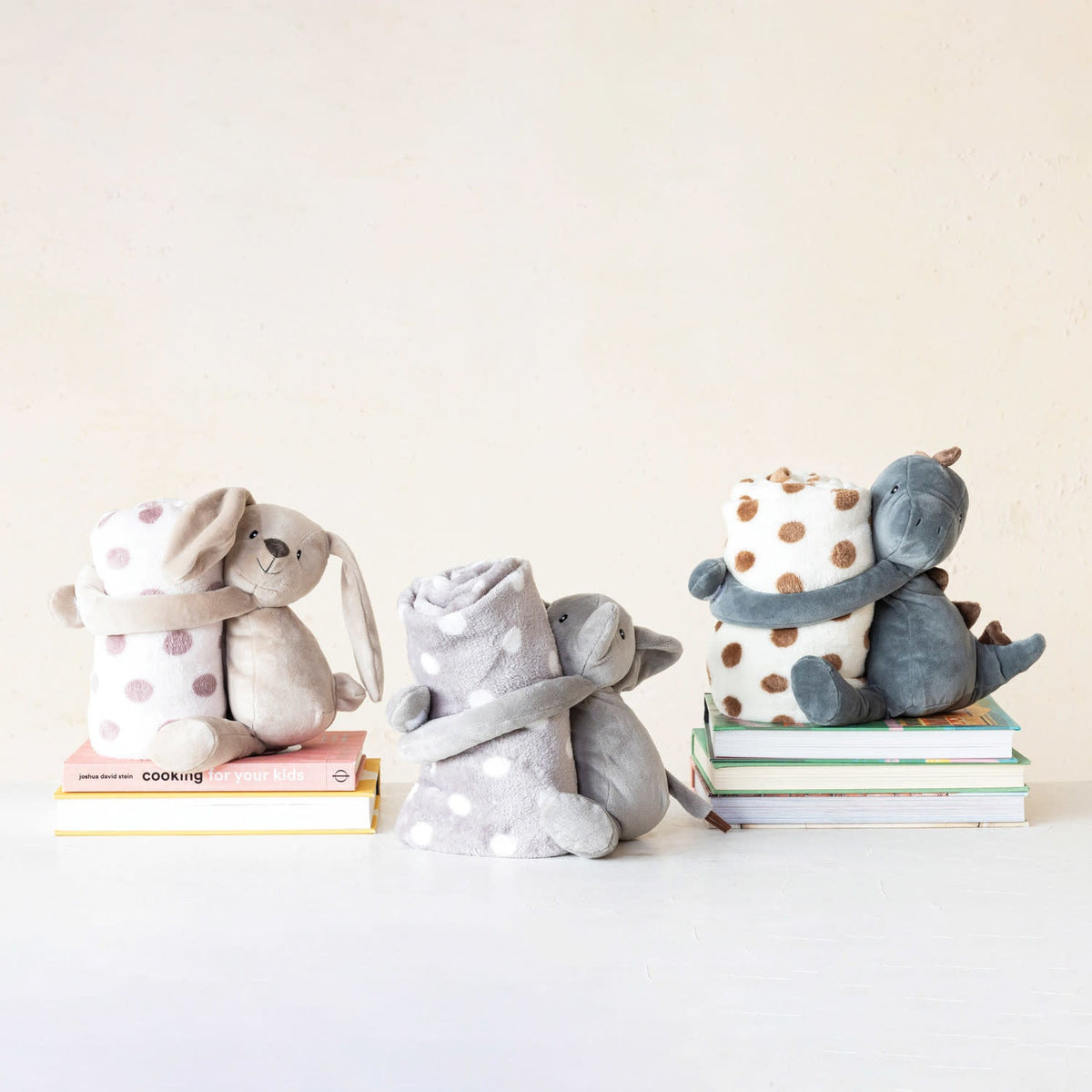 Stuffed Animal W/ Blanket - Flea Boutiques