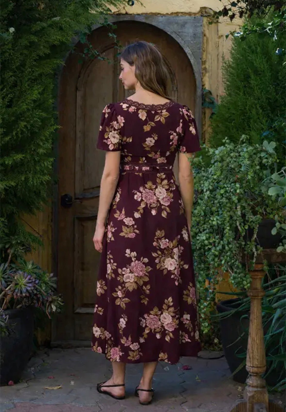 Sweetheart Lace Floral Midi Dress - Flea Boutiques