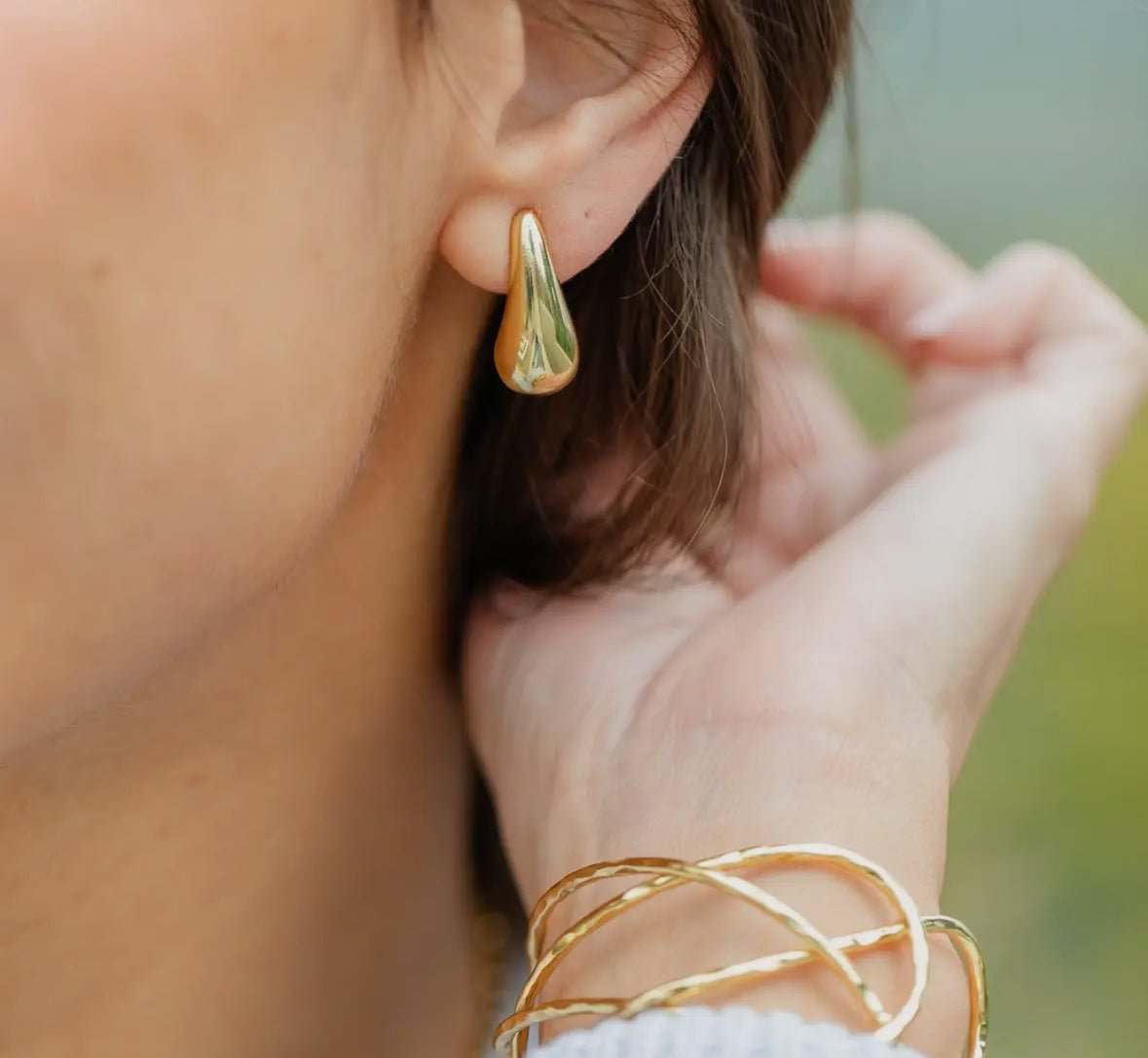 Teardrop Studs - Flea Boutiques
