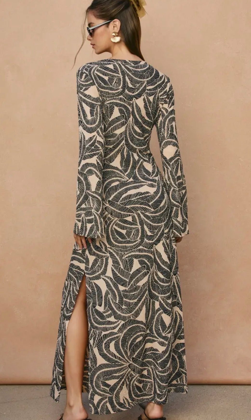 Tropical Leaf Bell Sleeve Dress - Flea Boutiques