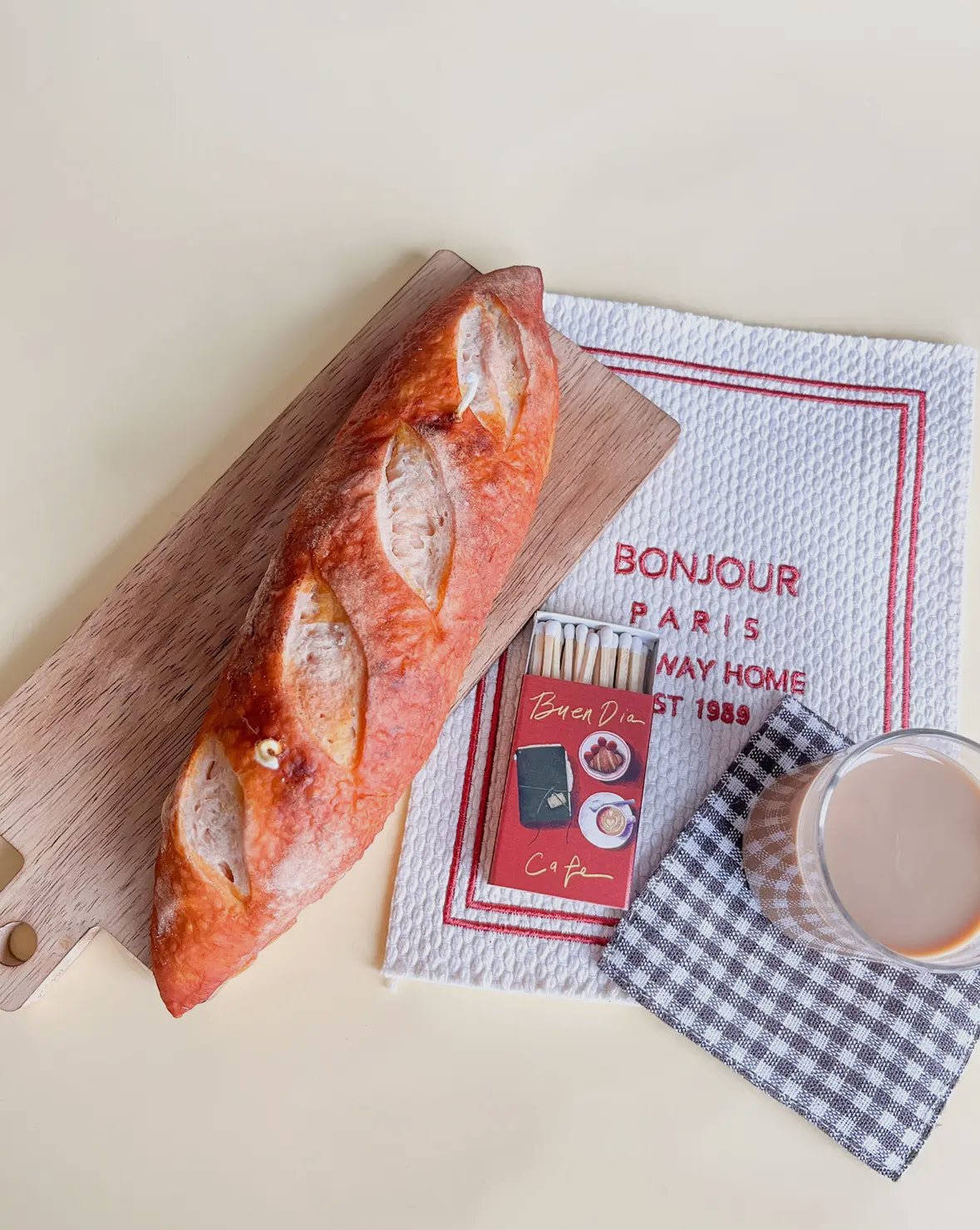 Une Baguette Artisanale - Flea Boutiques