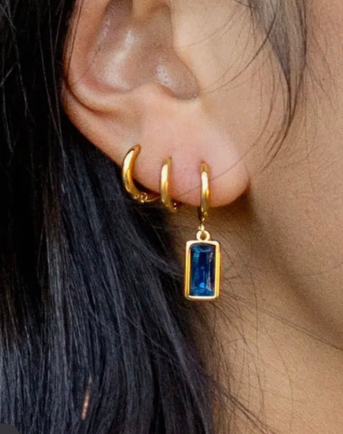 Vanessa Hoops - Flea Boutiques